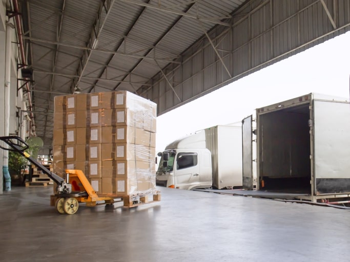 バースとは｜倉庫・物流用語｜倉庫お役立ちコラム