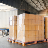 <span class="blue">どんな荷物でもOK</span>！<br class="visible:media-pc">パレットのままで置き放題